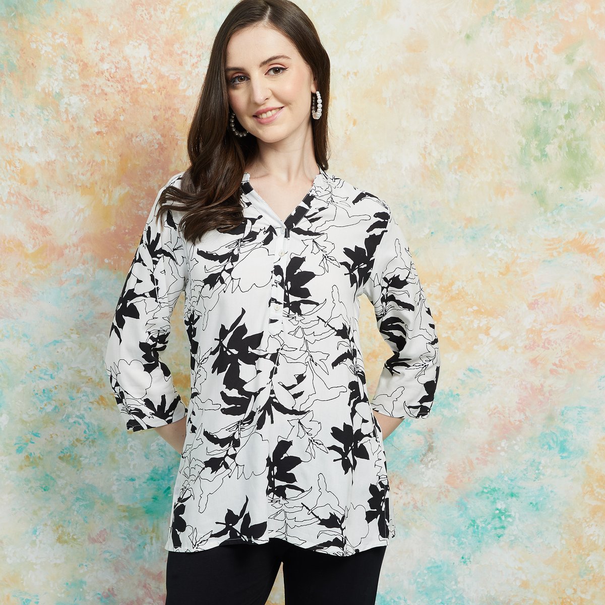 Nysa Black Printed Viscose Kurti