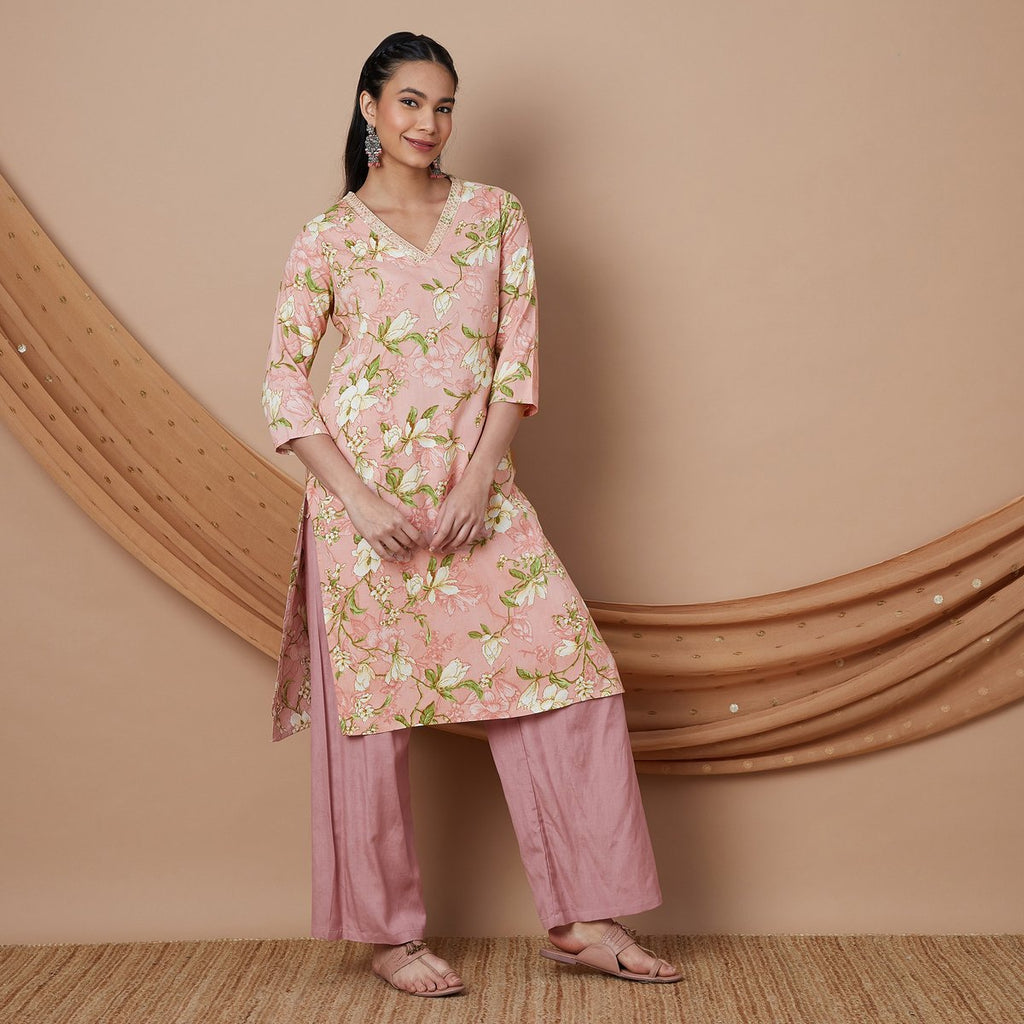 Nyra Floral Print Viscose Straight Kurta