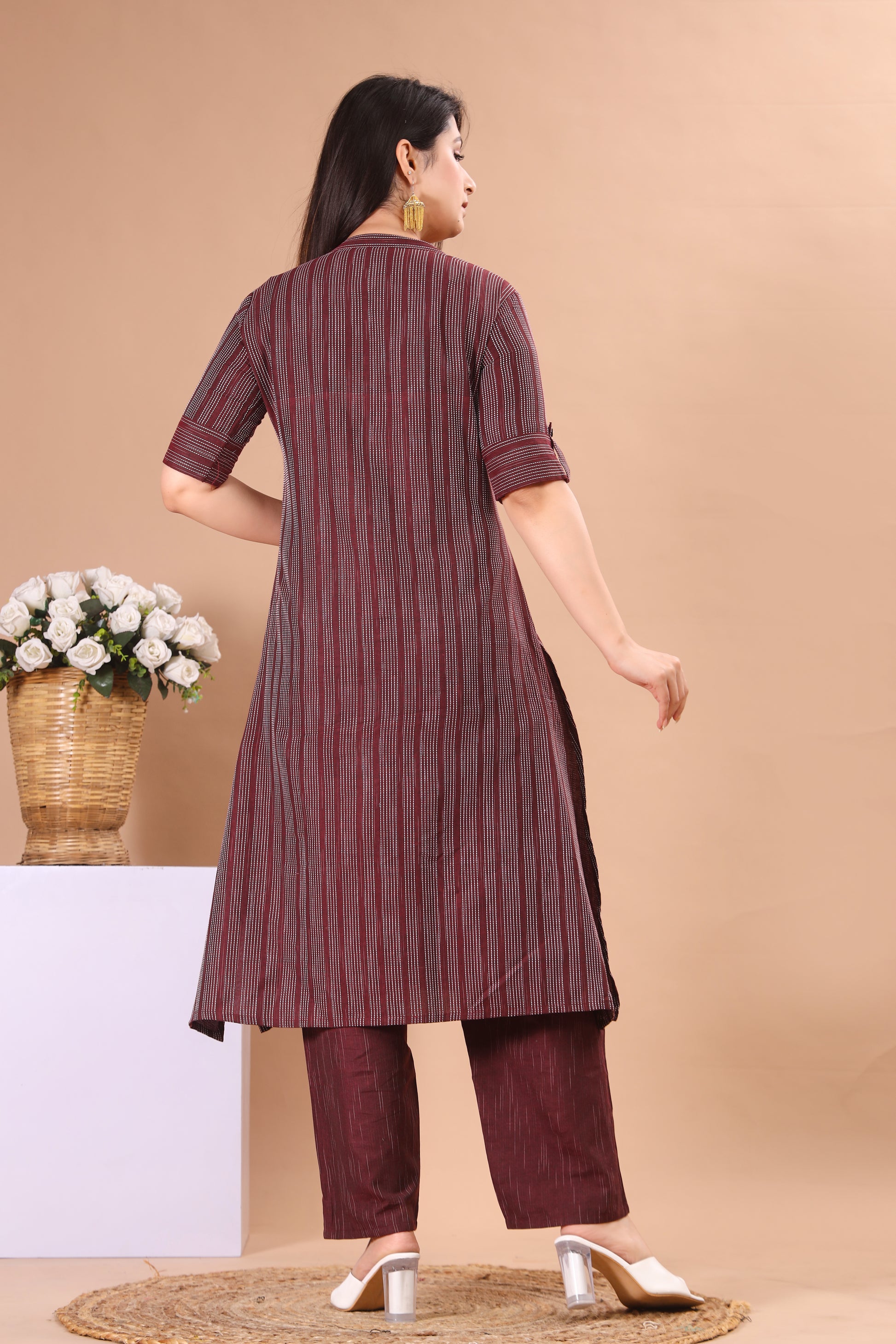 Kavira Cotton Embroidered Katha Set