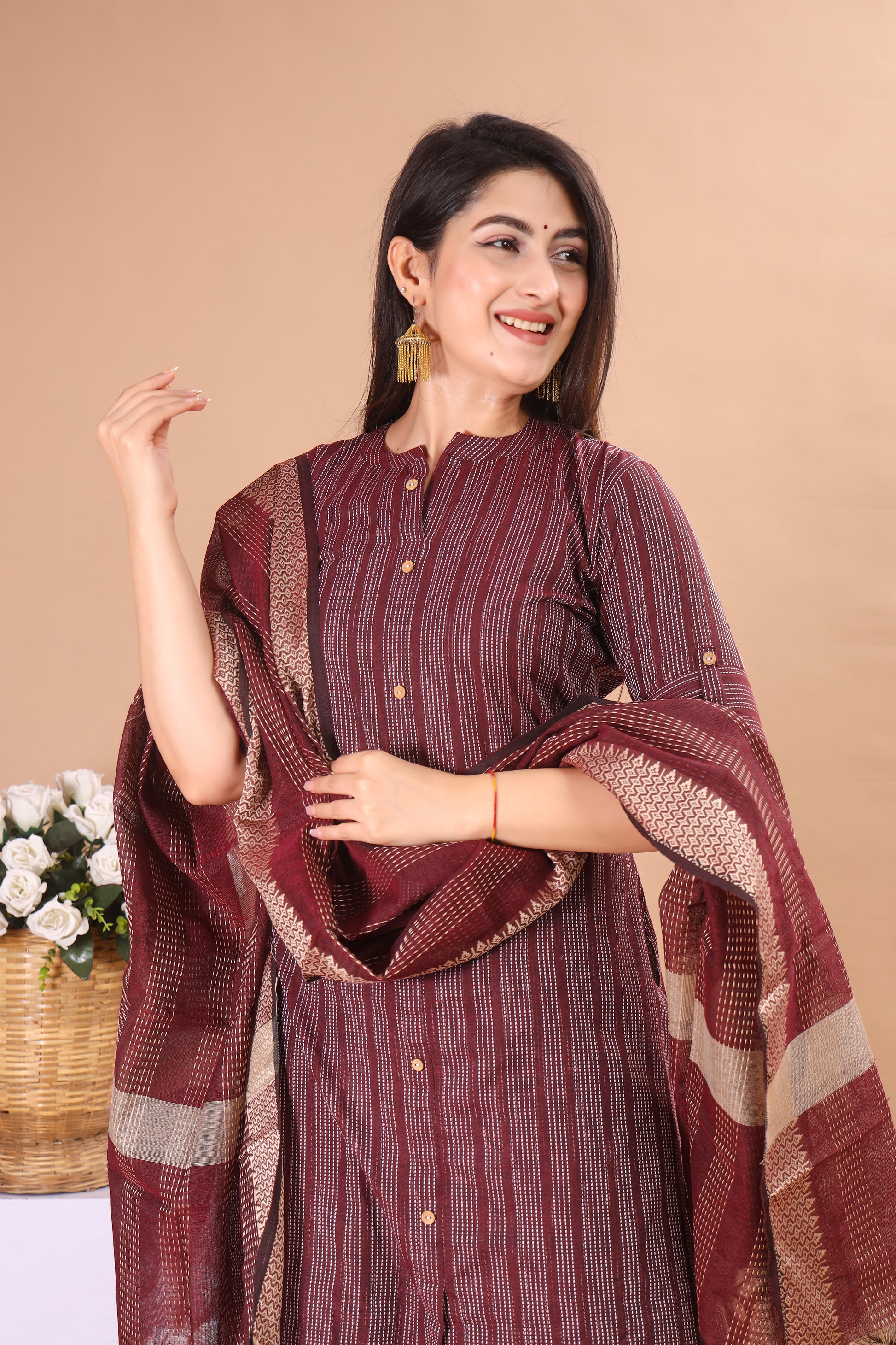 Kavira Cotton Embroidered Katha Set