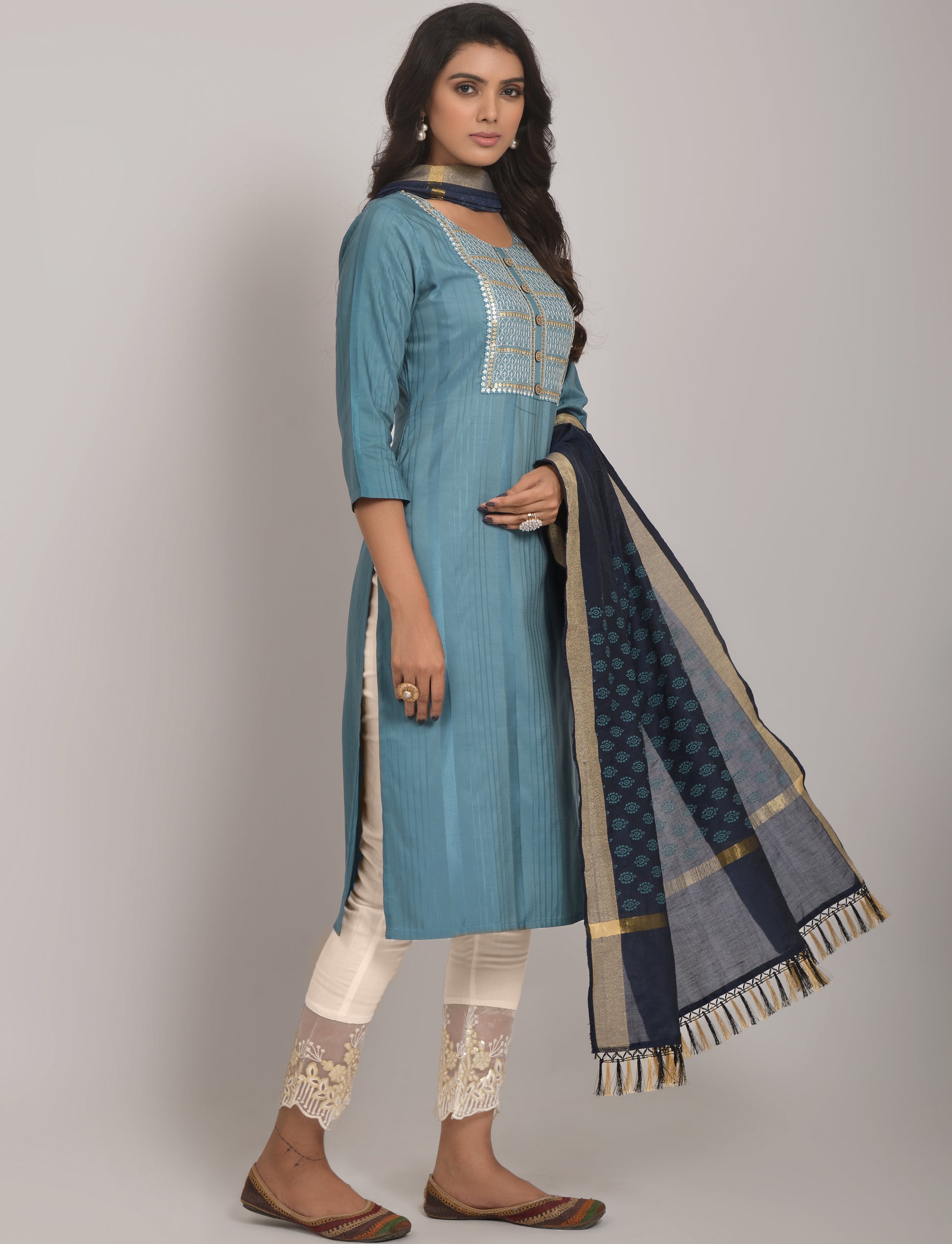 Aara Kurta Set with Pant & Jacquard Dupatta