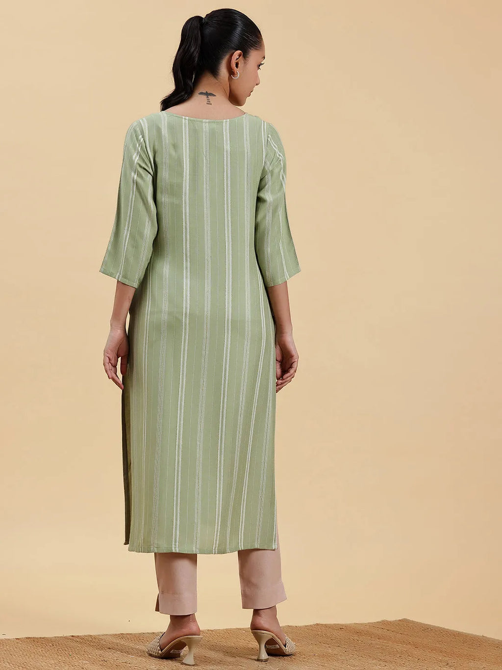 Myra Green Woven Straight Kurta