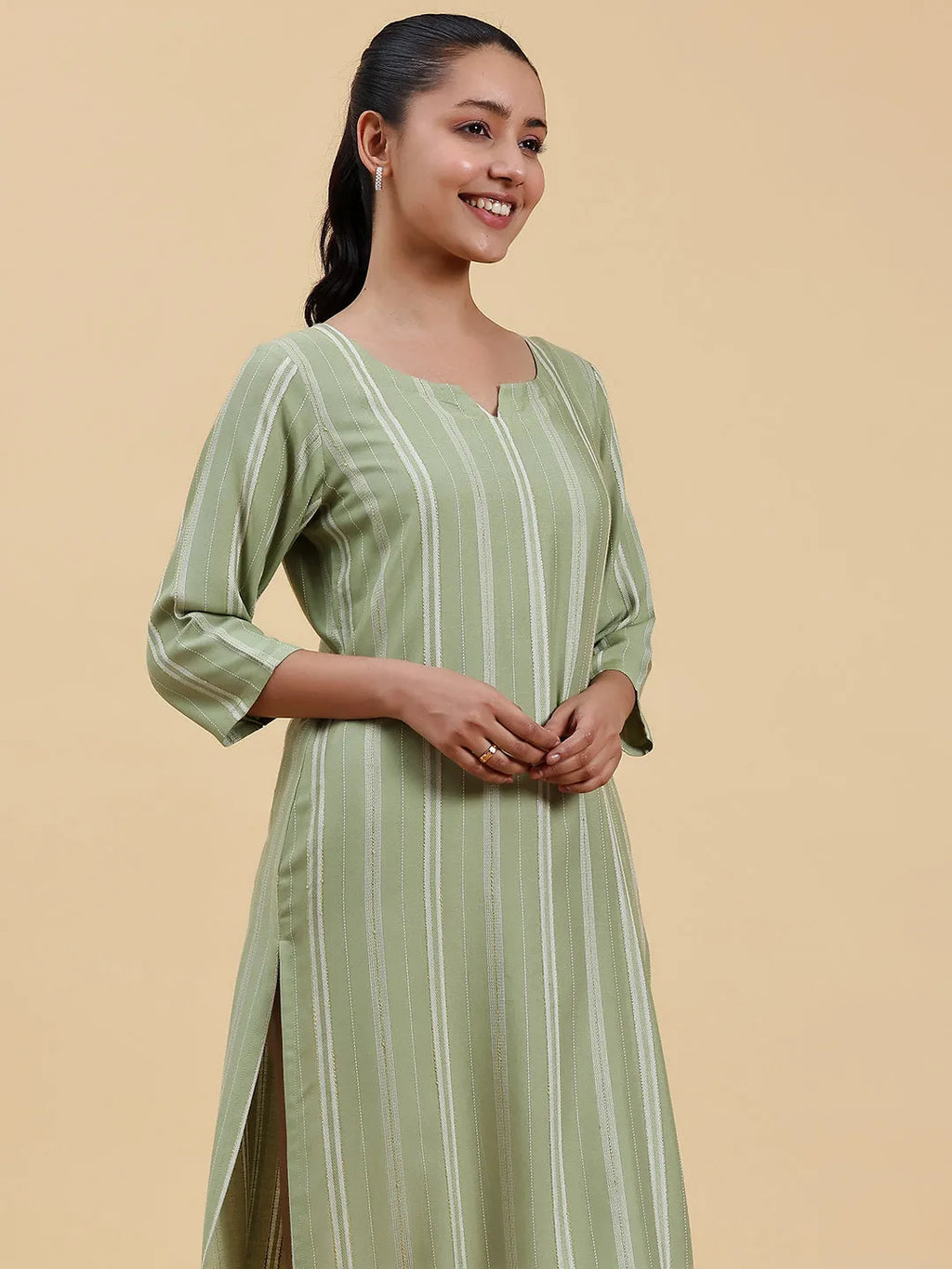 Myra Green Woven Straight Kurta
