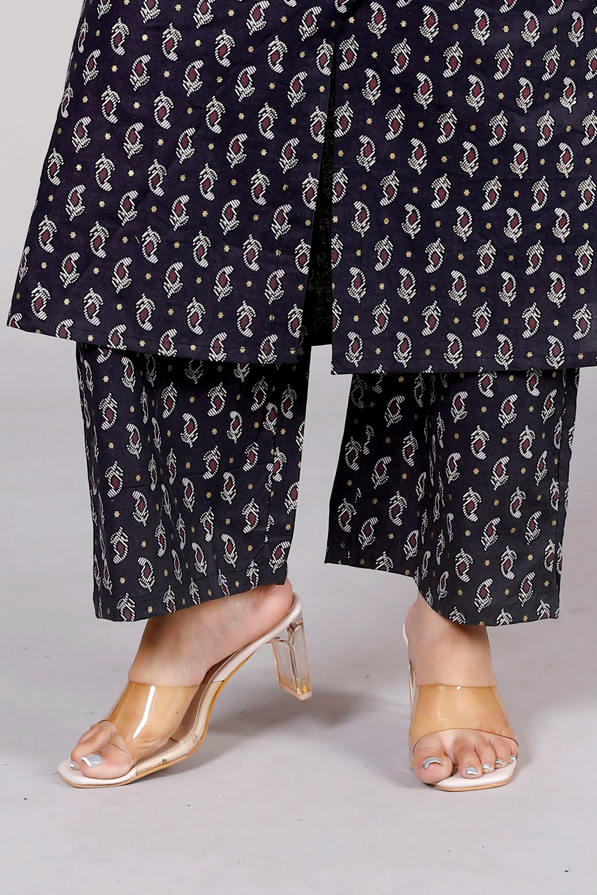 Aarika Blue Yog Kattha Cotton Set