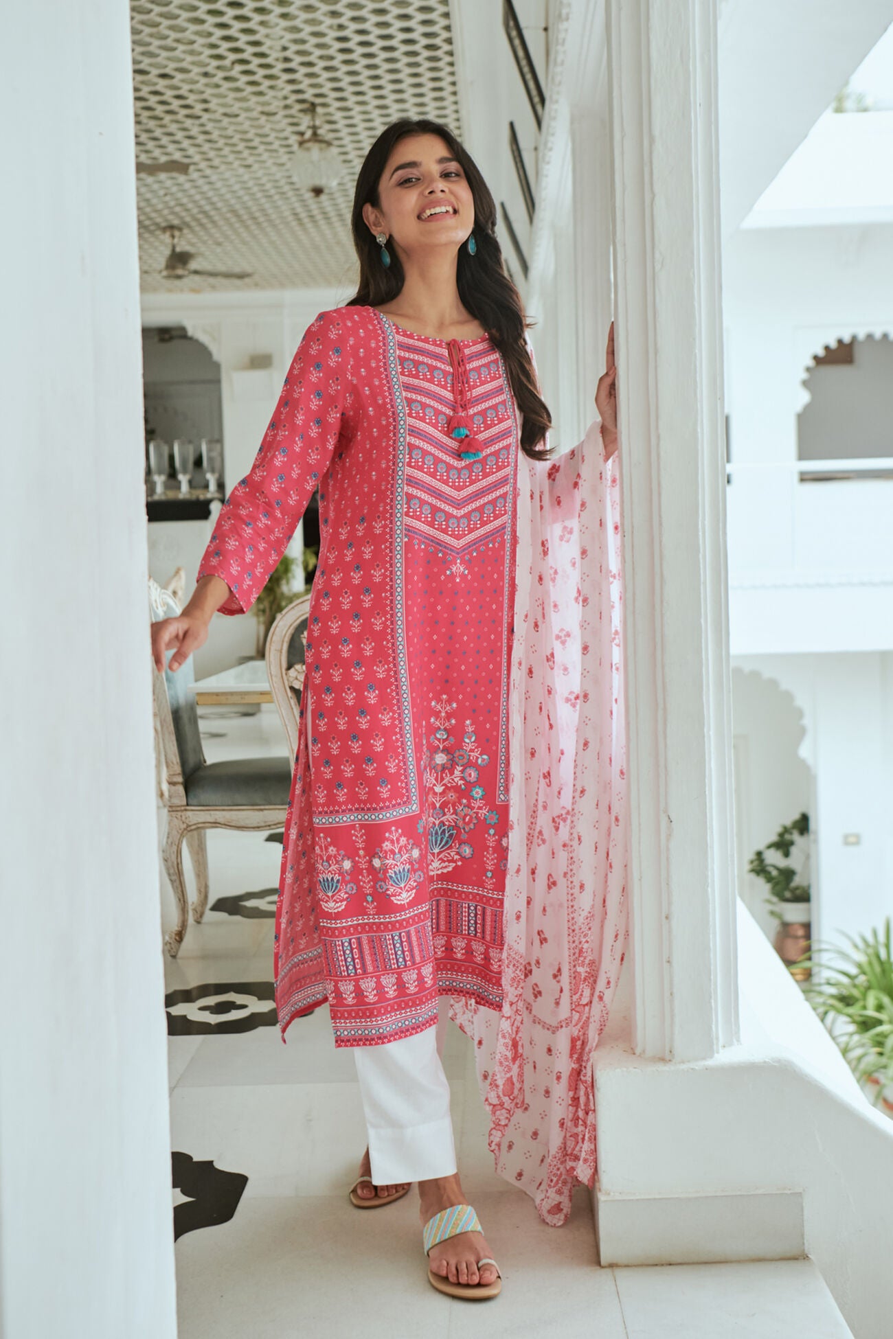 Inaaya Solid Kurta with Tassel Detailing
