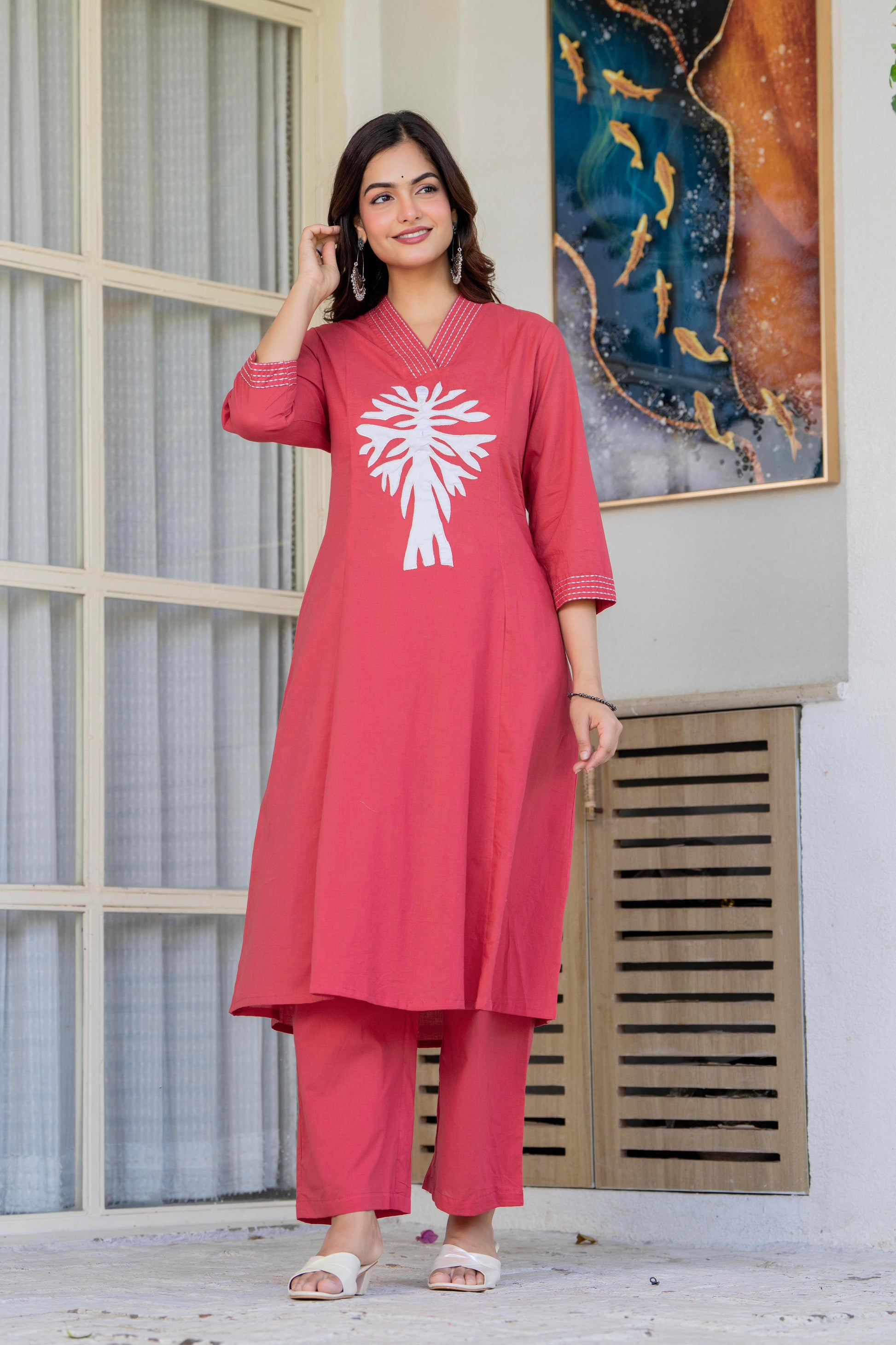 Aarvi Cotton Appliqué Kurta Pant Set 🌿