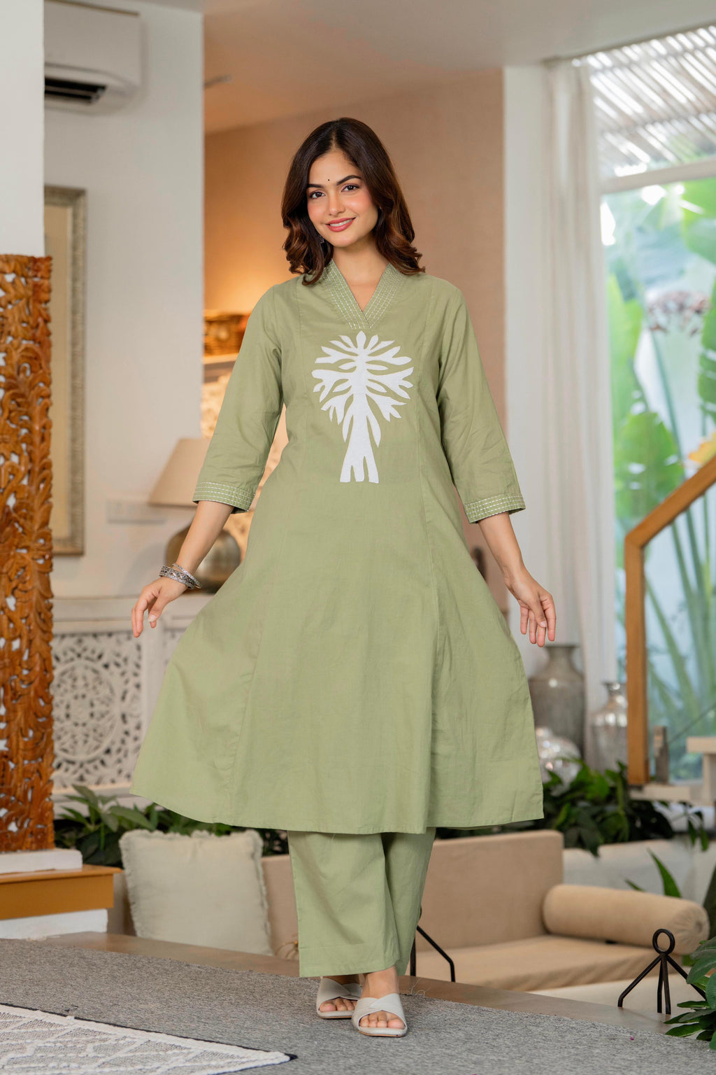 Noorani Cotton Appliqué Kurta Set 🌸