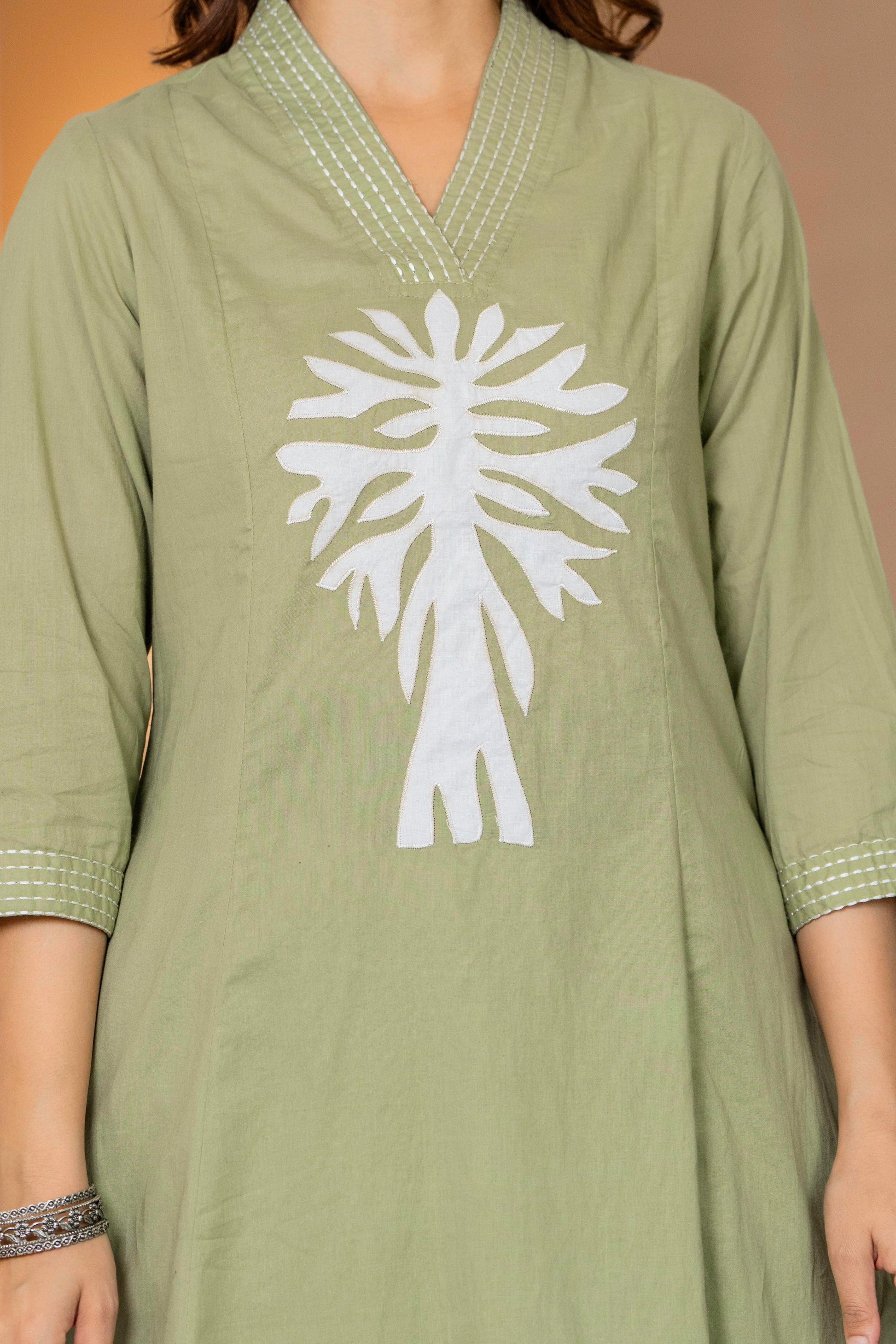 Noorani Cotton Appliqué Kurta Set 🌸