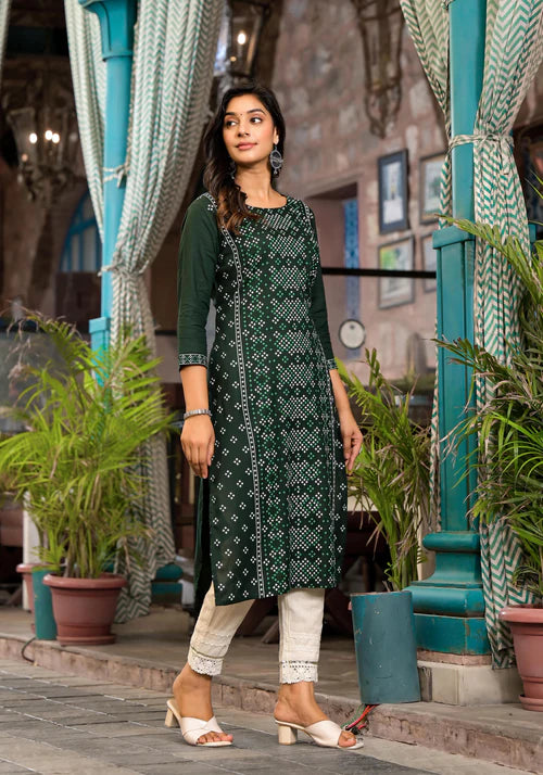Aarvi Green Ethnic Motif Rayon Kurta