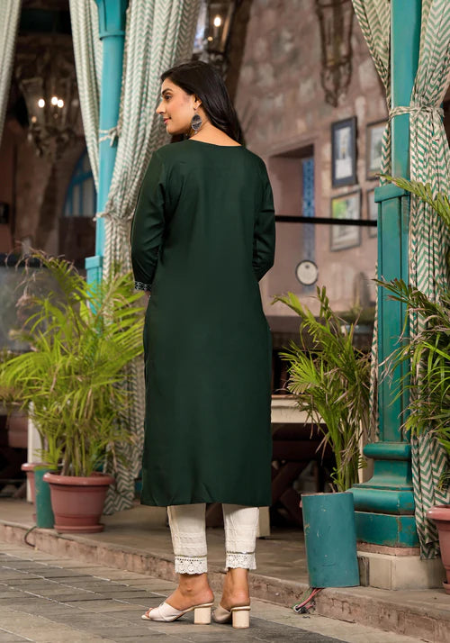 Aarvi Green Ethnic Motif Rayon Kurta