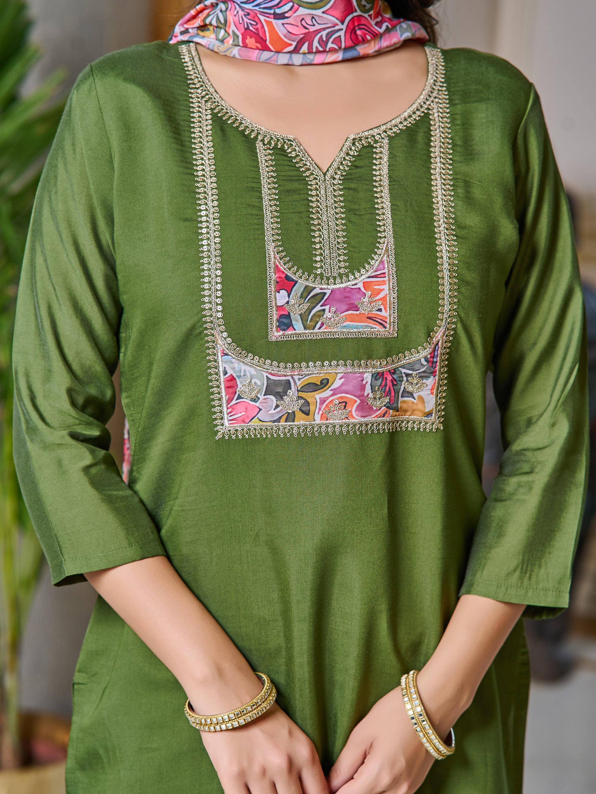 Embroidered Chanderi Kurta Set with Pant & Dupatta