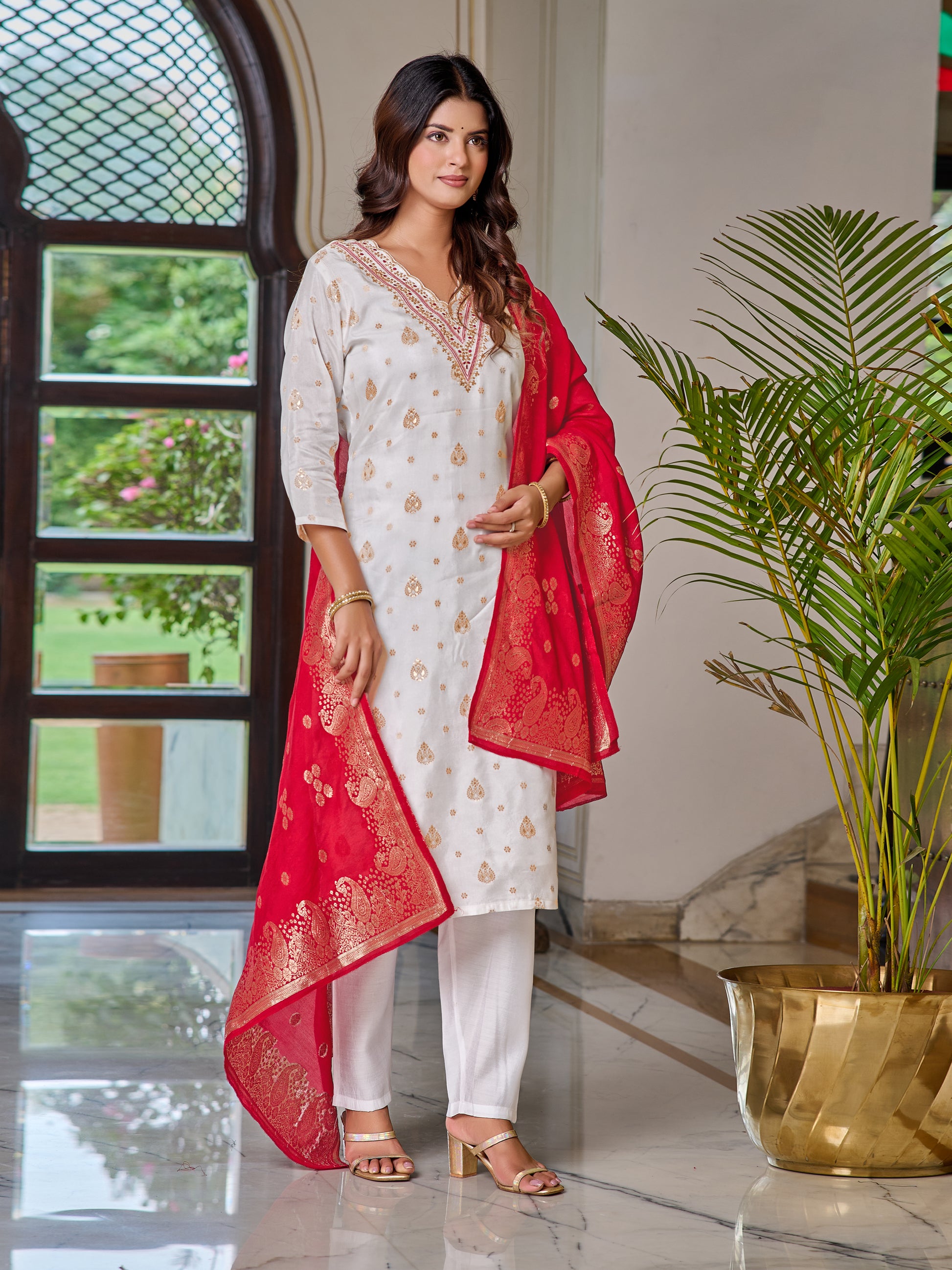 Jacquard Embroidered Kurta Set with Pant & Dupatta