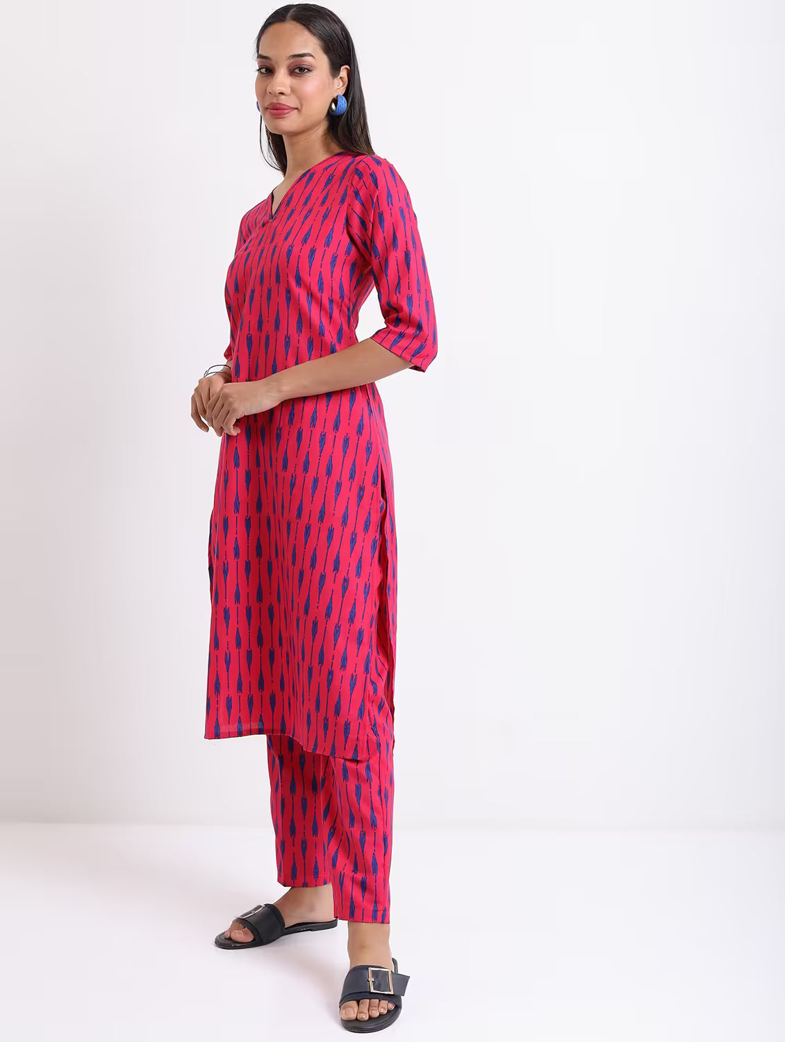 Aaira Pink Printed Kurta Pant Set